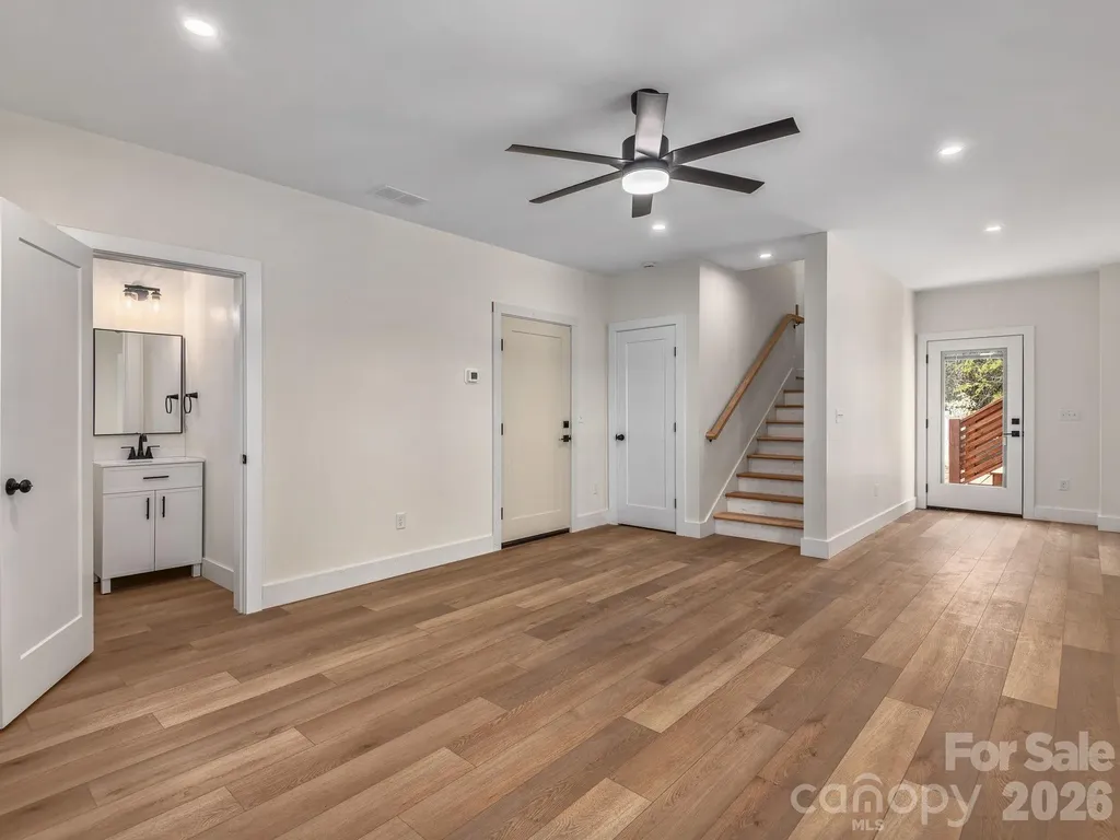 94 Spicewood Road Weaverville NC 28787