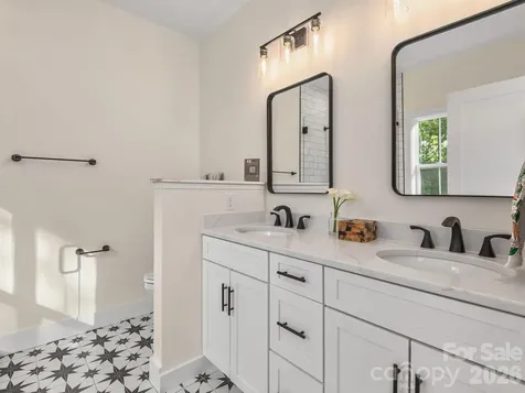 94 Spicewood Road Weaverville NC 28787