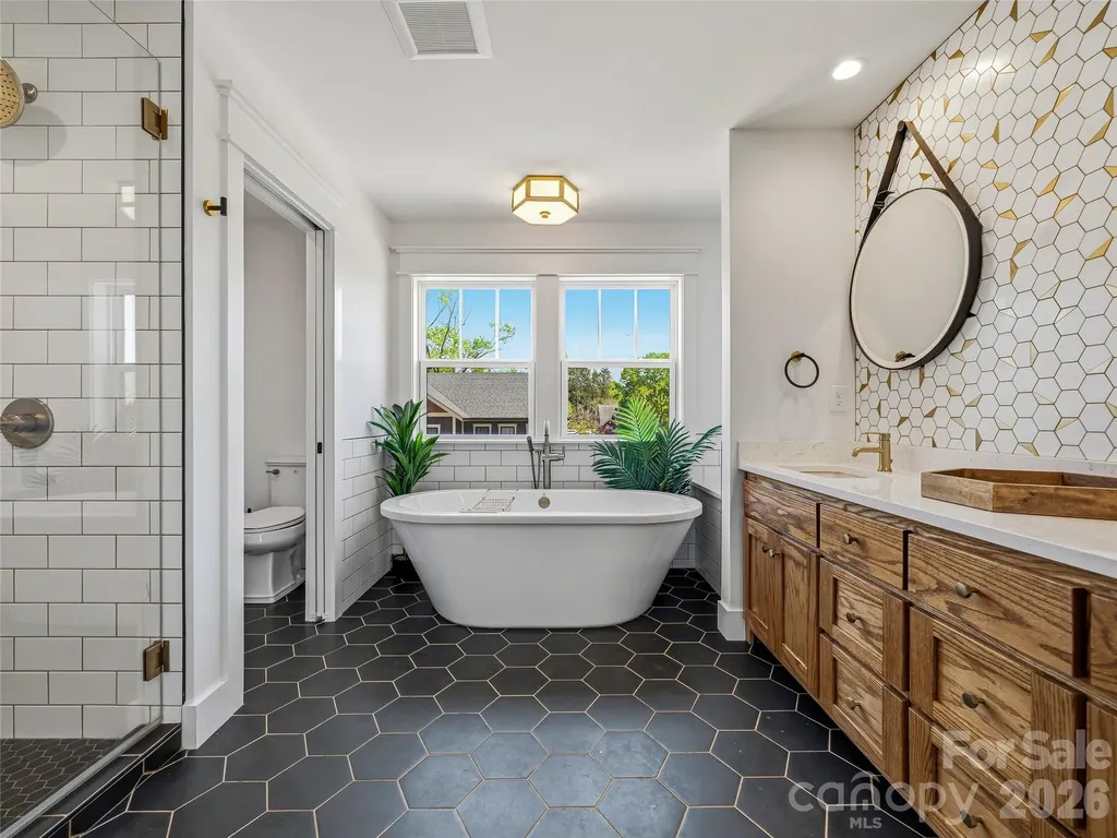 55 Acona Lane Asheville NC 28803