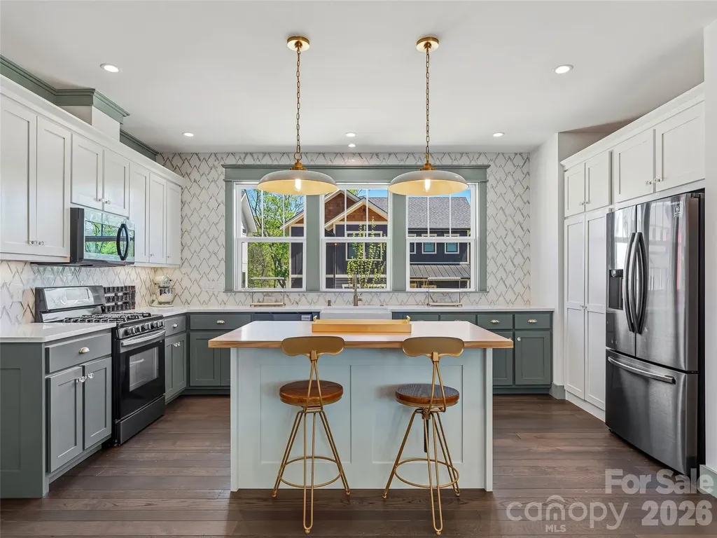 55 Acona Lane Asheville NC 28803