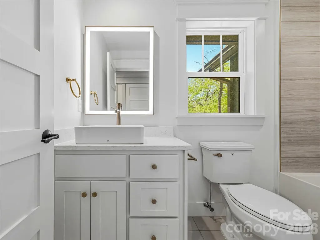 55 Acona Lane Asheville NC 28803