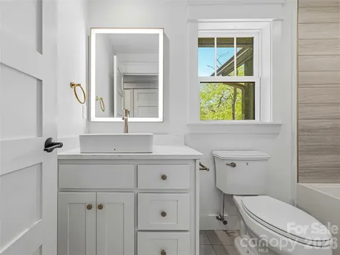 55 Acona Lane Asheville NC 28803