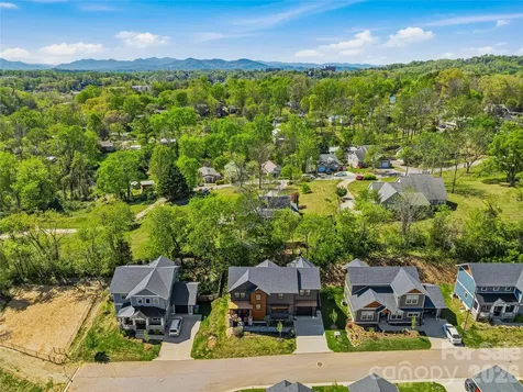 55 Acona Lane Asheville NC 28803
