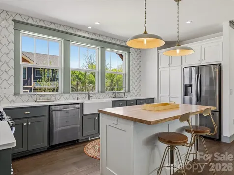 55 Acona Lane Asheville NC 28803