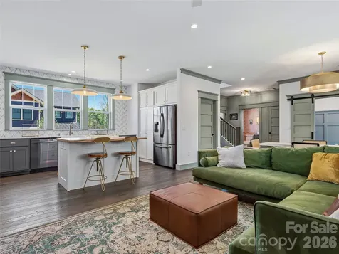 55 Acona Lane Asheville NC 28803