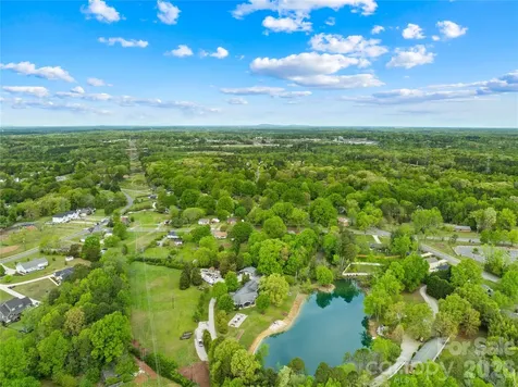 8035 Pleasant Grove Road Charlotte NC 28216
