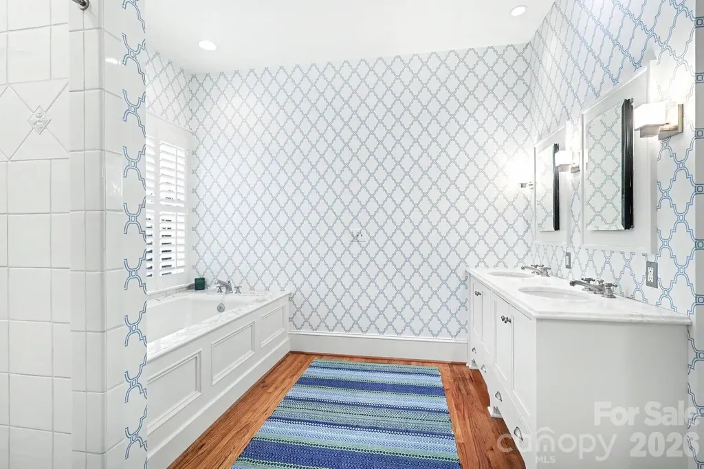 2317 Charlotte Drive Charlotte NC 28203