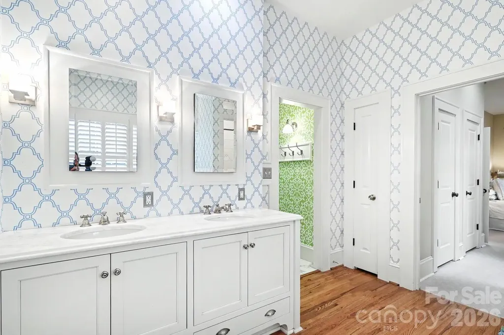 2317 Charlotte Drive Charlotte NC 28203