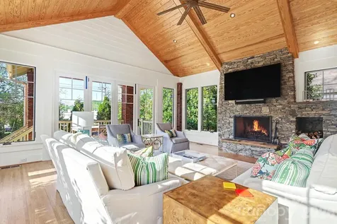 2317 Charlotte Drive Charlotte NC 28203