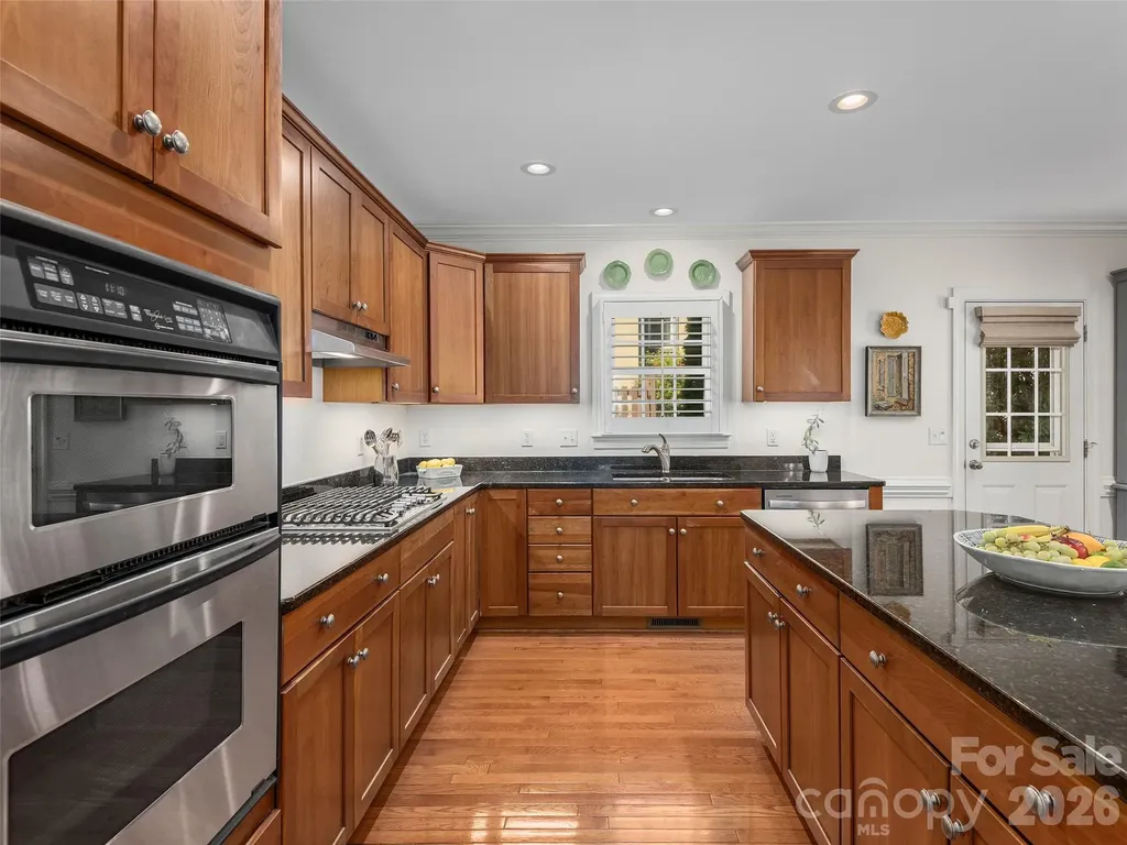 1672 Olmsted Drive Asheville NC 28803