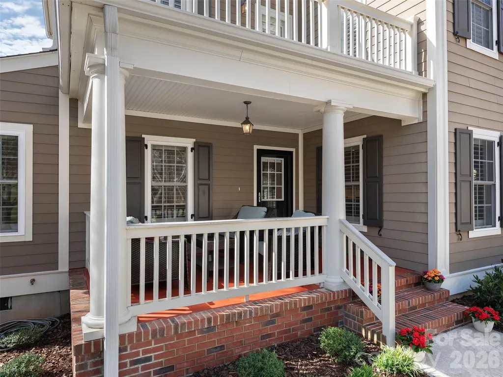1672 Olmsted Drive Asheville NC 28803