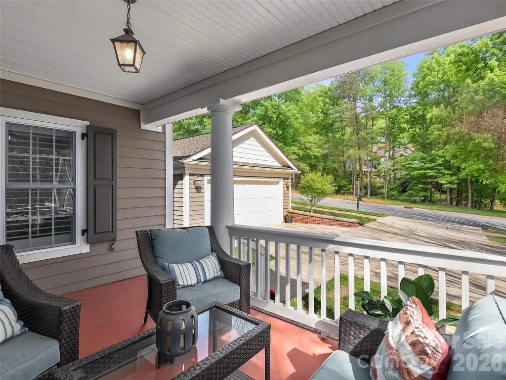 1672 Olmsted Drive Asheville NC 28803