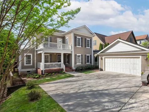1672 Olmsted Drive Asheville NC 28803