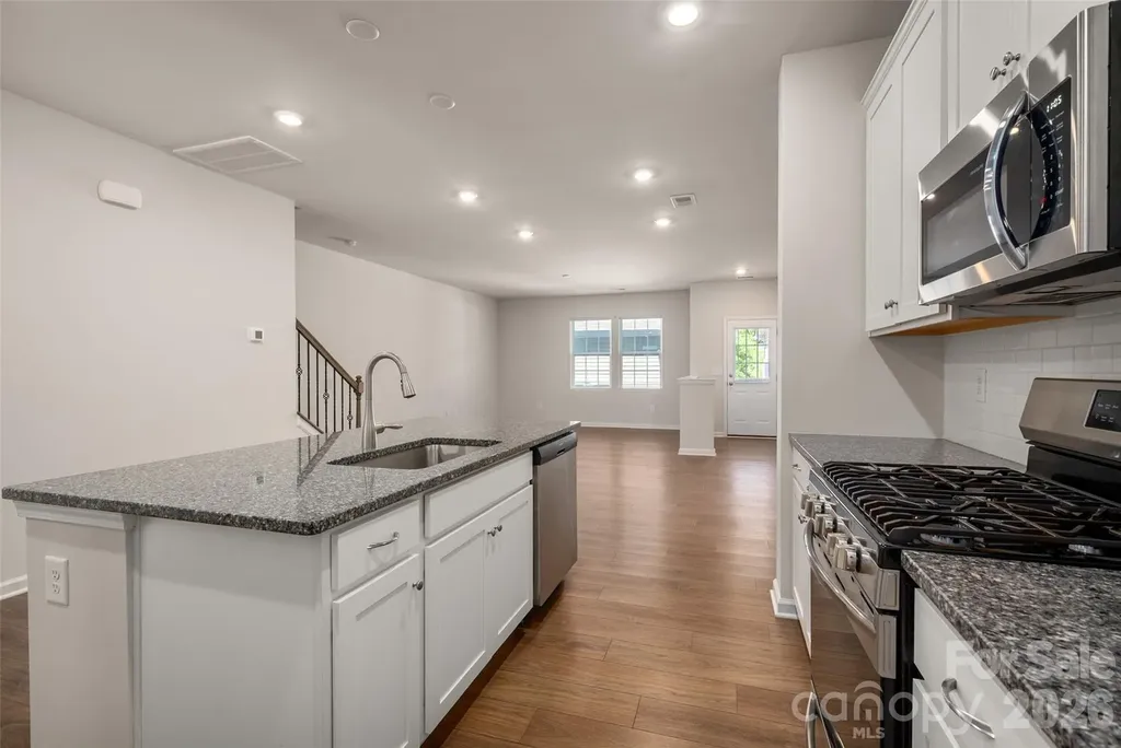 15740 Country House Street Charlotte NC 28273