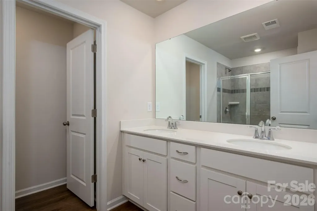 15740 Country House Street Charlotte NC 28273