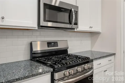 15740 Country House Street Charlotte NC 28273