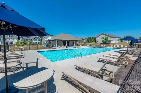 15740 Country House Street Charlotte NC 28273