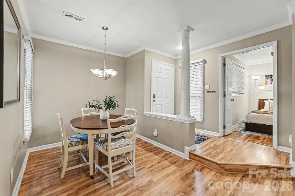 1109 E Morehead Street Charlotte NC 28204