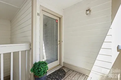1051 Churchill Downs Court Charlotte NC 28211