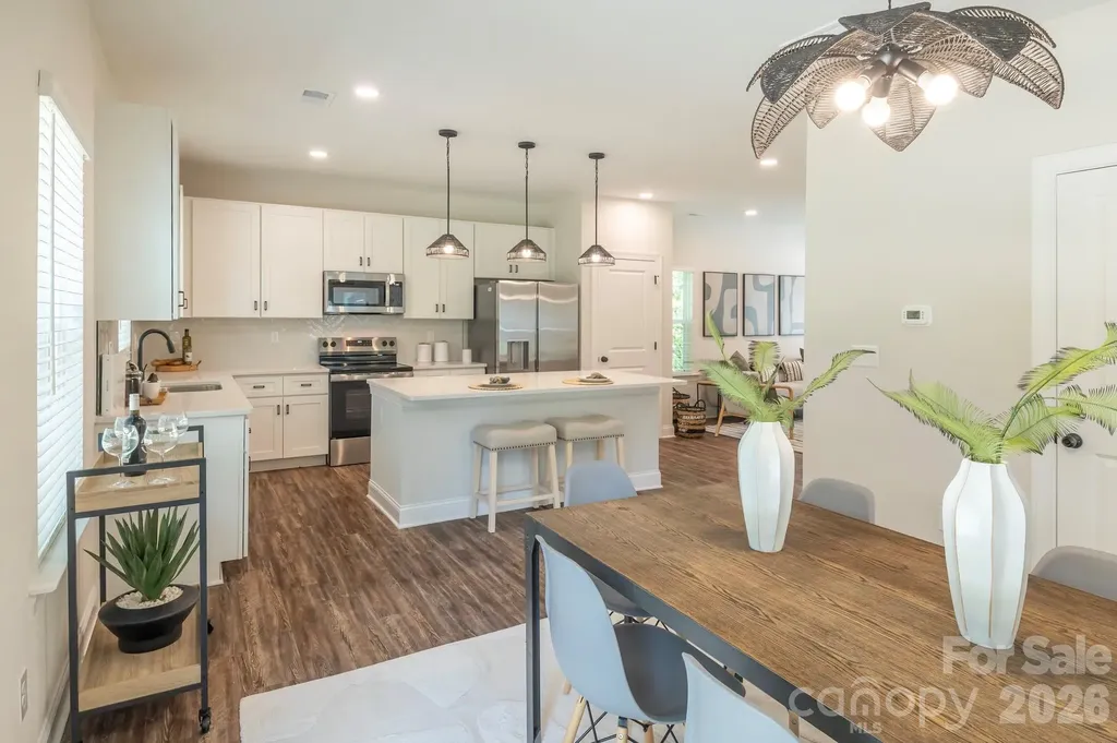 1915 Dove Drive Charlotte NC 28214