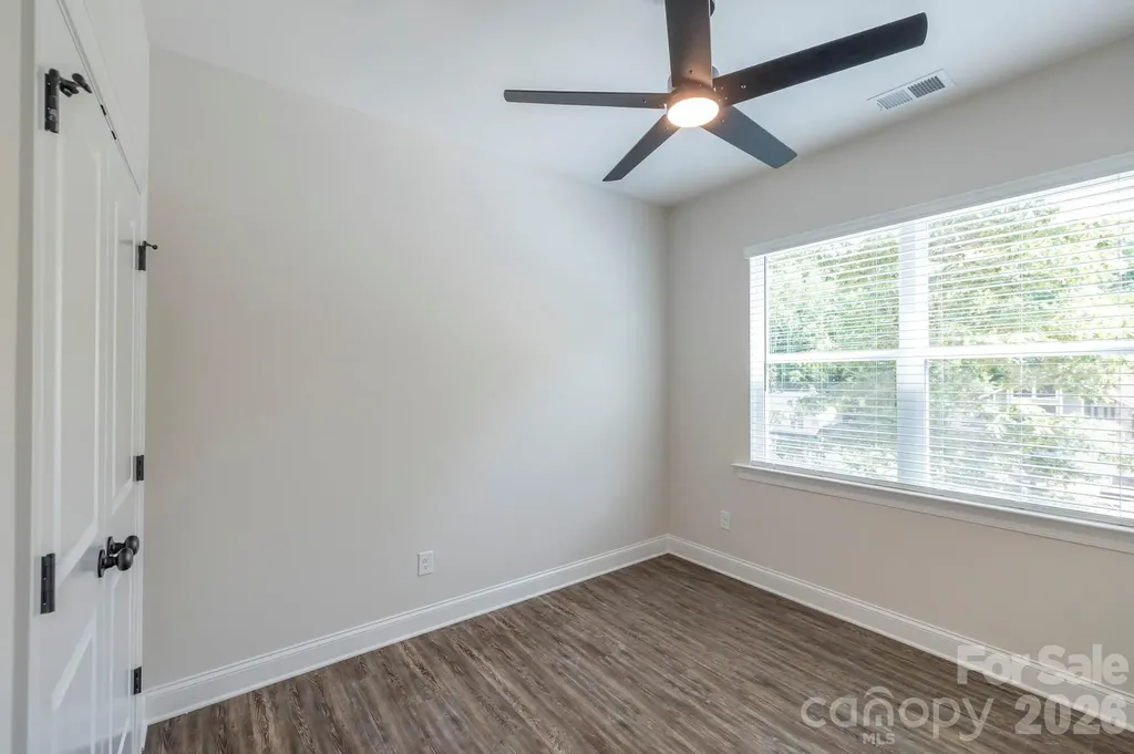 1915 Dove Drive Charlotte NC 28214