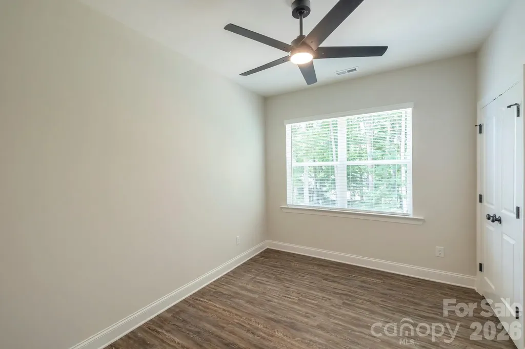1915 Dove Drive Charlotte NC 28214