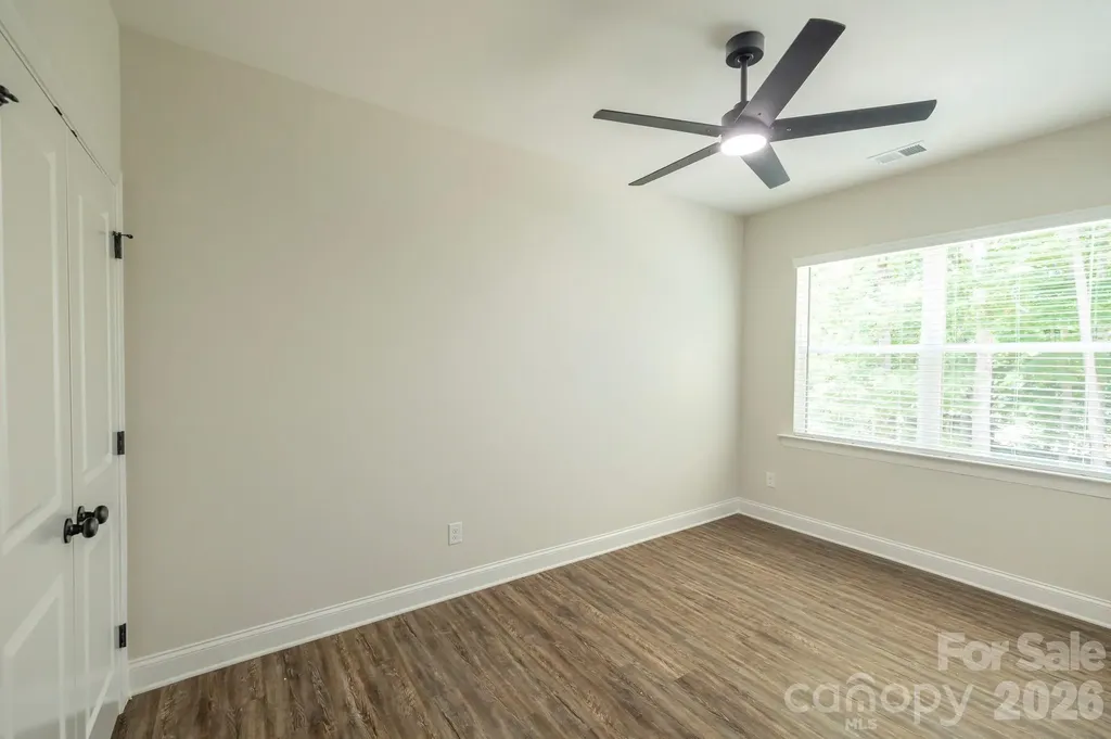 1915 Dove Drive Charlotte NC 28214
