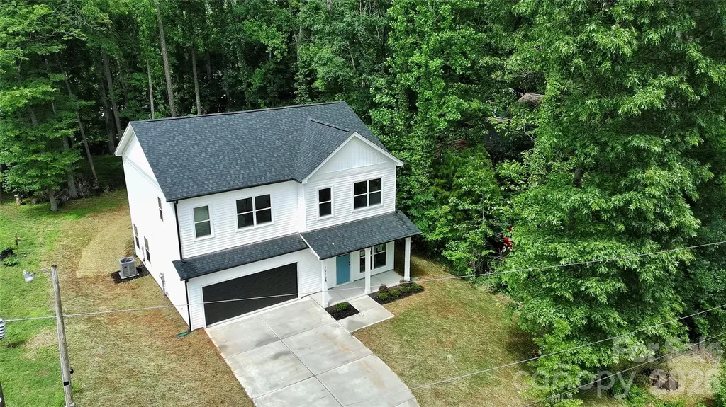 1915 Dove Drive Charlotte NC 28214