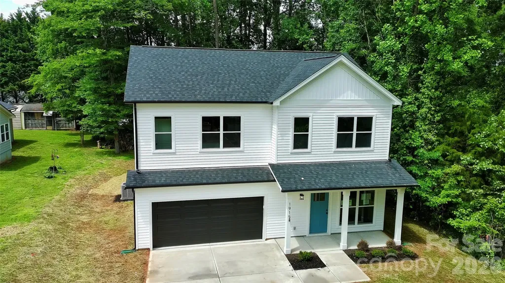 1915 Dove Drive Charlotte NC 28214