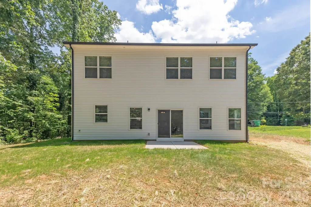 1915 Dove Drive Charlotte NC 28214