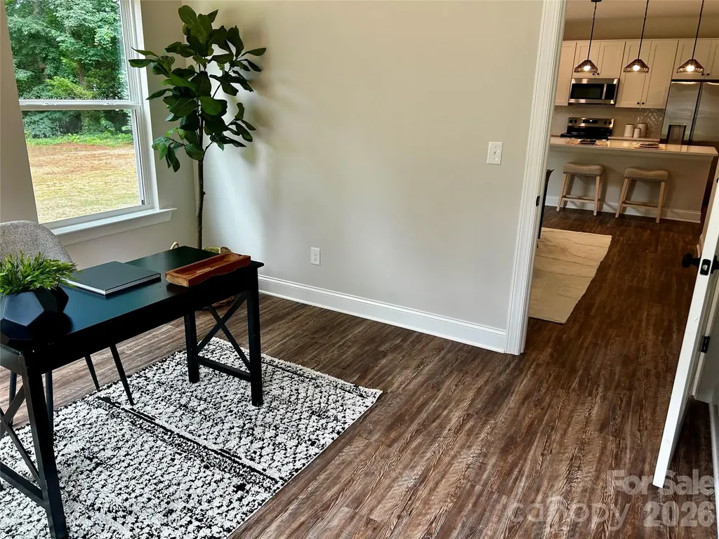1915 Dove Drive Charlotte NC 28214