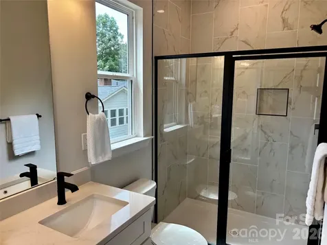 1915 Dove Drive Charlotte NC 28214