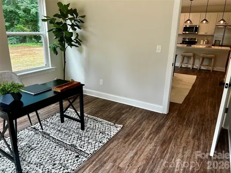 1915 Dove Drive Charlotte NC 28214