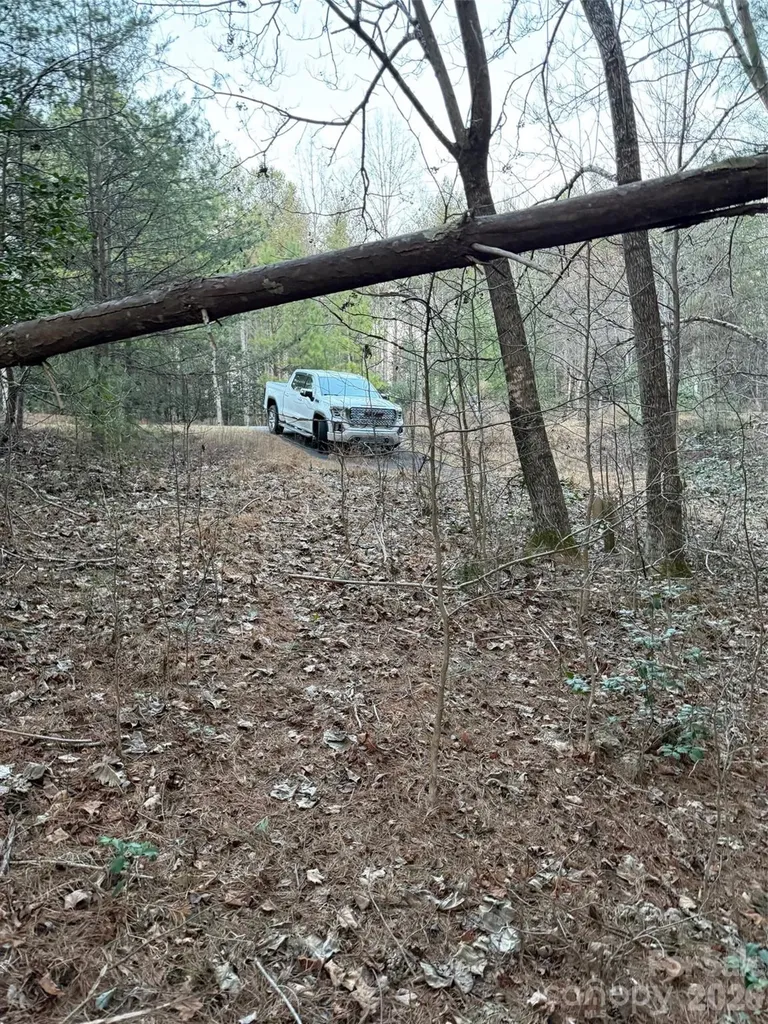 1388 Old Dry Creek Road Morganton NC 28655