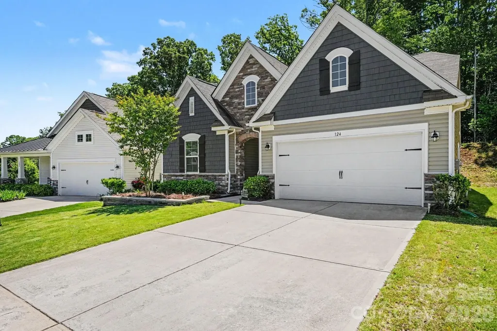 124 Goodleigh Lane Mooresville NC 28115