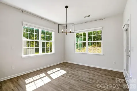 124 Goodleigh Lane Mooresville NC 28115