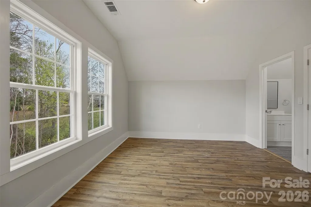 9067 Mccray Farms Drive Hickory NC 28601