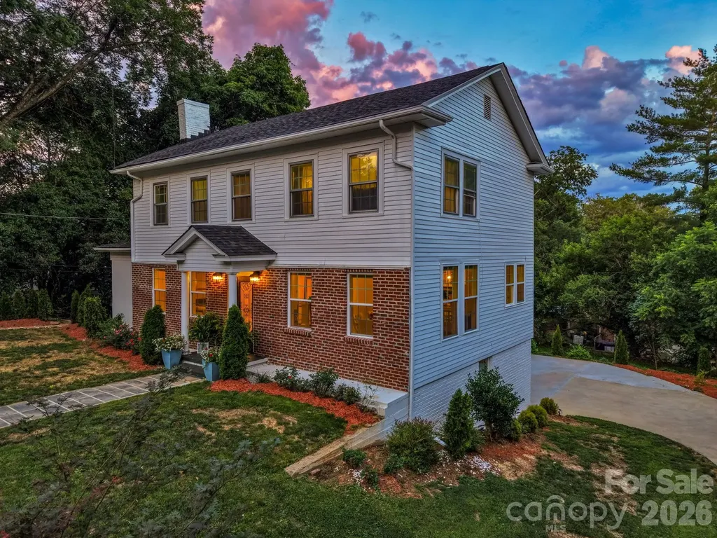 1407 Mimosa Lane Lenoir NC 28645