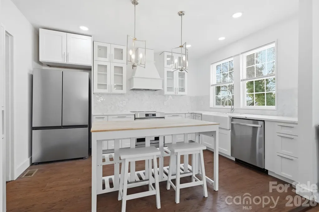 1407 Mimosa Lane Lenoir NC 28645