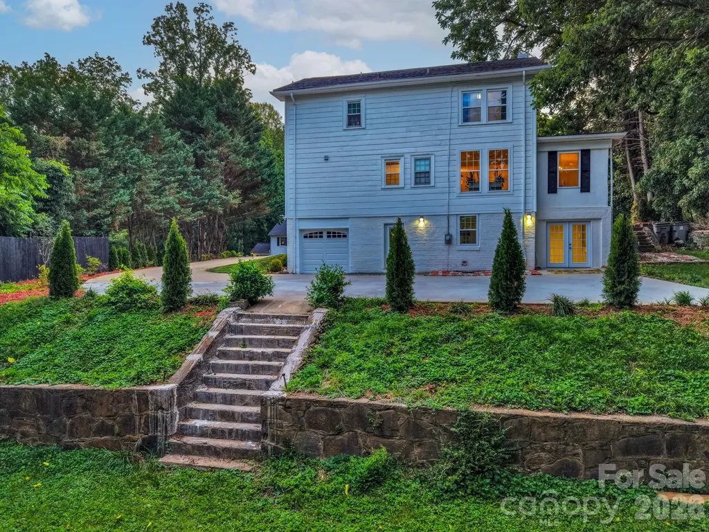 1407 Mimosa Lane Lenoir NC 28645