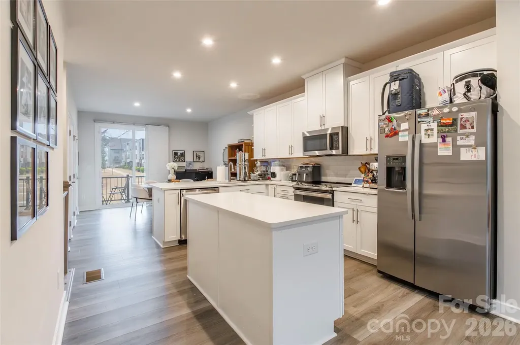924 Broad River Lane Charlotte NC 28211