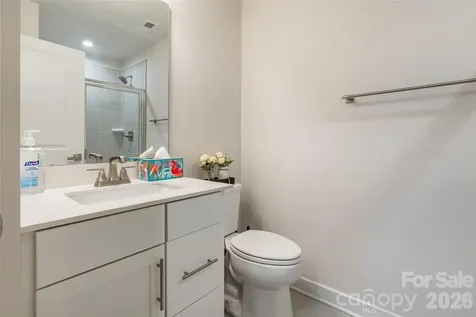 924 Broad River Lane Charlotte NC 28211