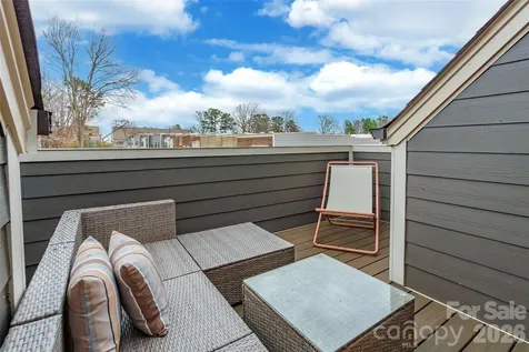 924 Broad River Lane Charlotte NC 28211