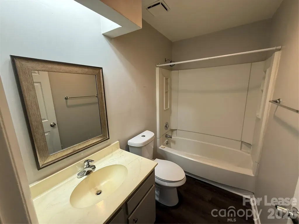 4617 Sharon Chase Drive Charlotte NC 28215
