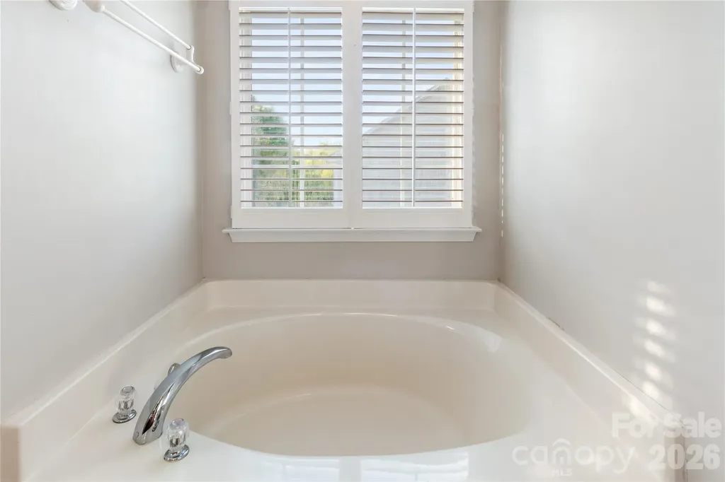 317 Ashton Bluff Circle Mount Holly NC 28120