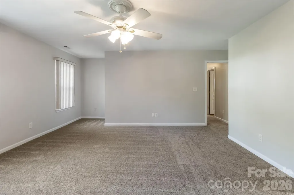 317 Ashton Bluff Circle Mount Holly NC 28120