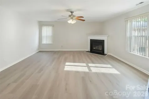 317 Ashton Bluff Circle Mount Holly NC 28120