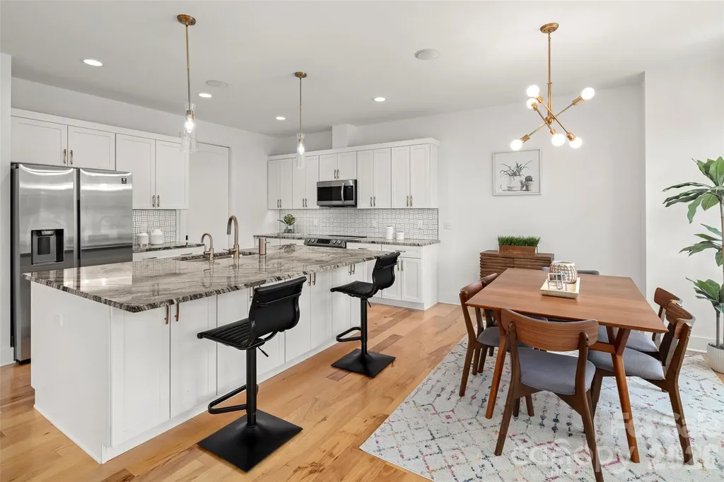 303 Iron Ridge Loop Asheville NC 28806