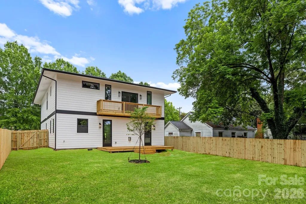 2757 Parkway Avenue Charlotte NC 28208