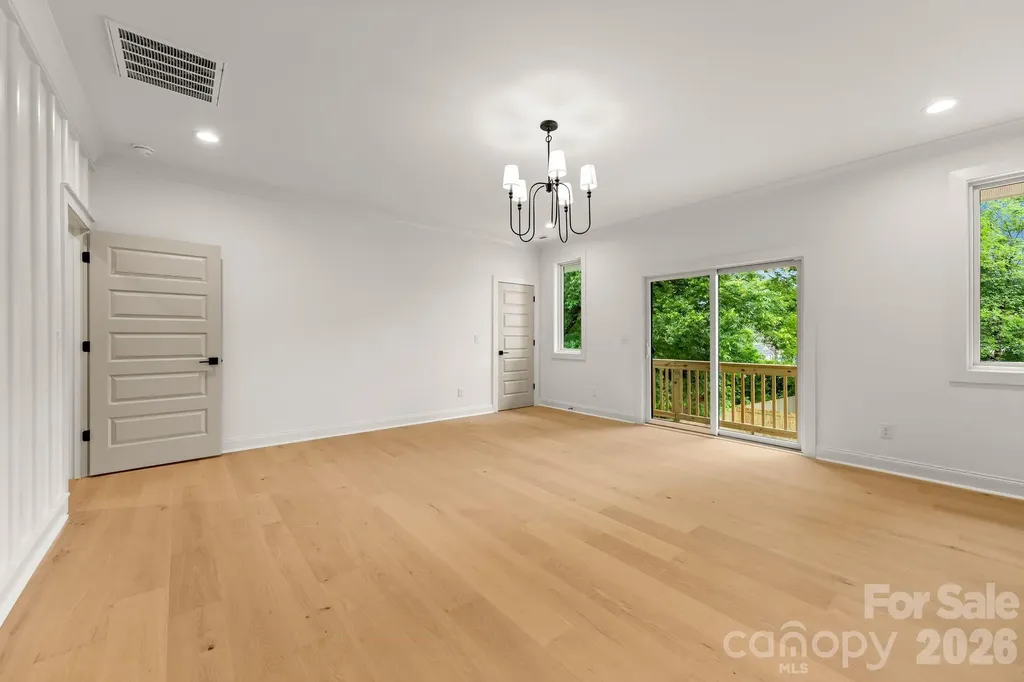 2757 Parkway Avenue Charlotte NC 28208